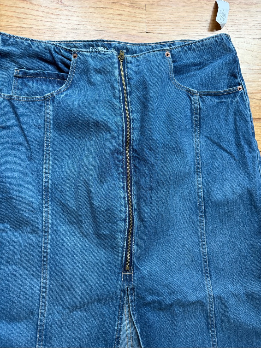 Old Navy Classic Blue Denim Midi Skirt with Front Zip NWT - Picture 2 of 6
